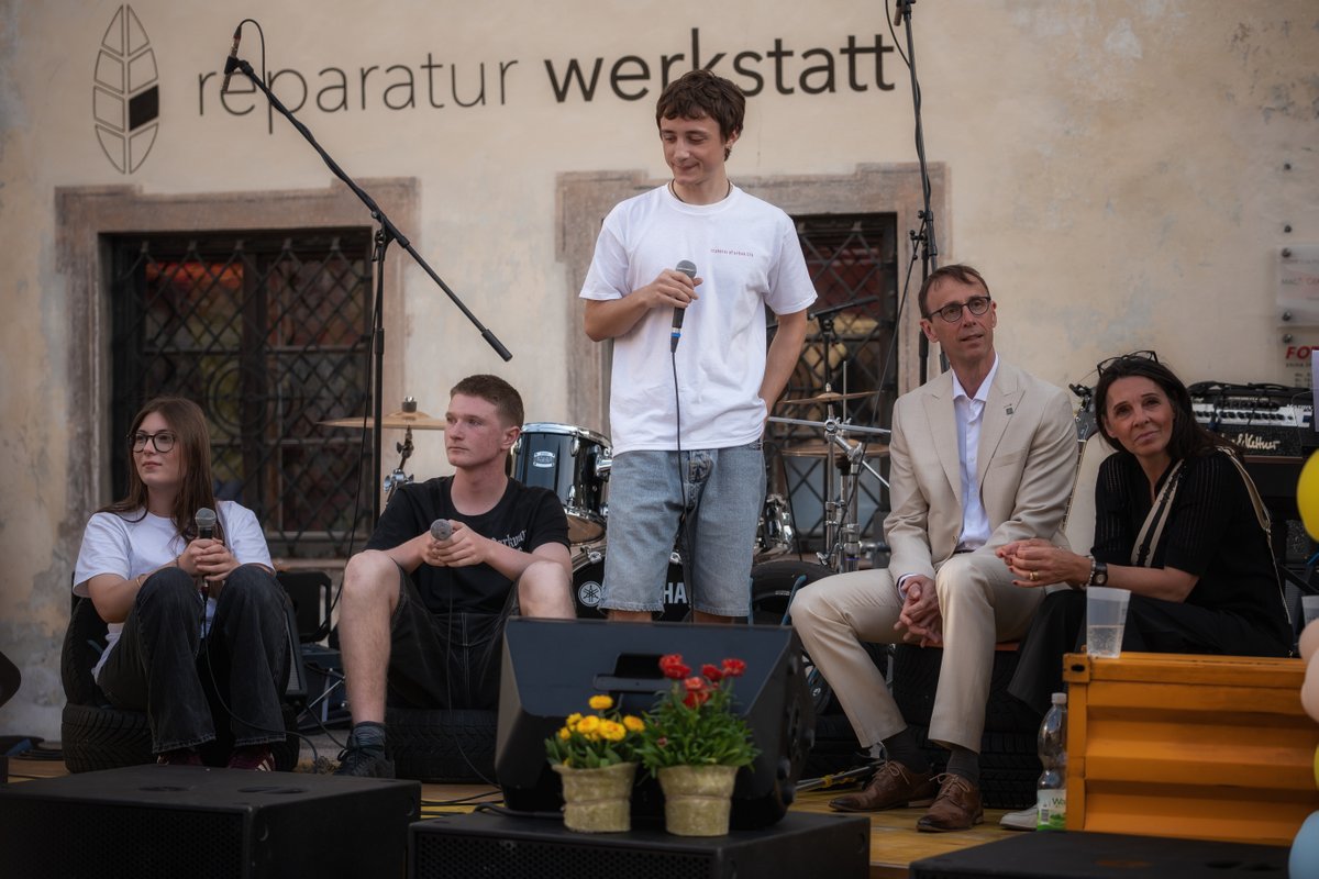 Podiumsdiskussion mit engagierten Jugendlichen