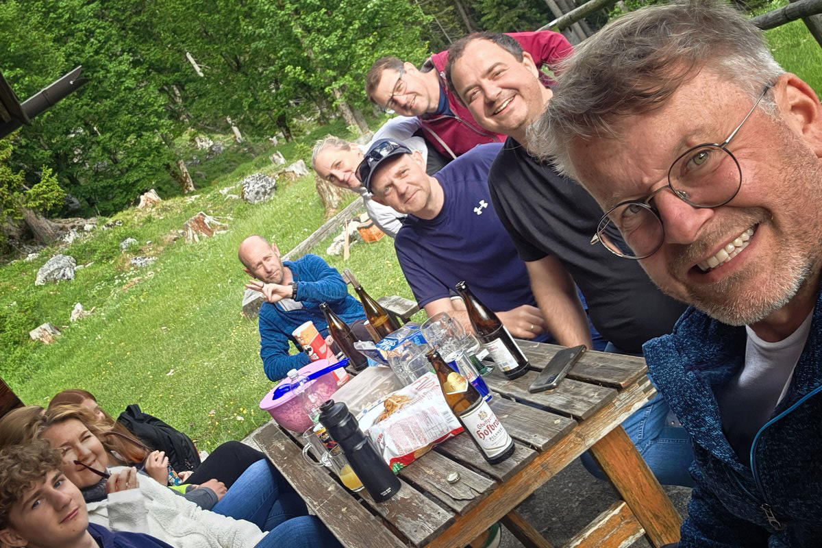 Markus Beirer, Katrin Drexel und Mathias Starzer auf der Sulzberger Hütte in Pflach – Kingmatz – Foto 12